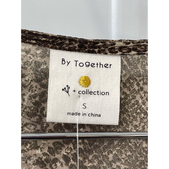 By Together Wrap Top Size Small Snake Crochet Long Sleeve Biege Tan Neutral NEW - Picture 3 of 8